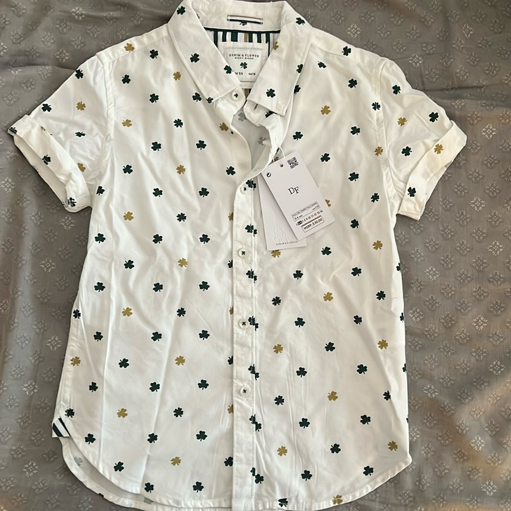 Brand new clover button up!